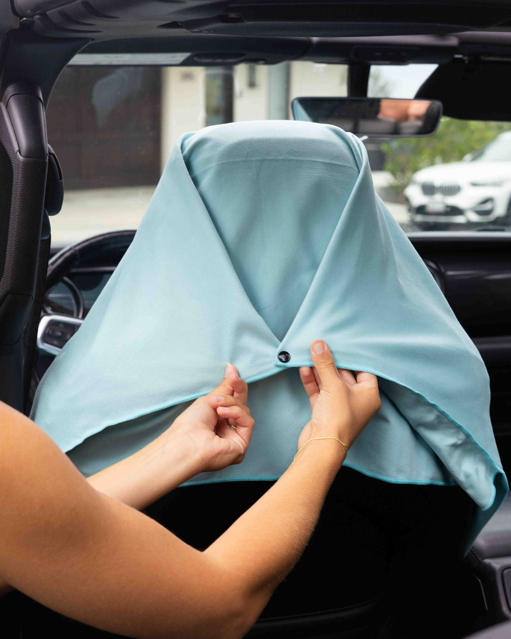 Seat Hoodie – Slip-On Car Seat Cover